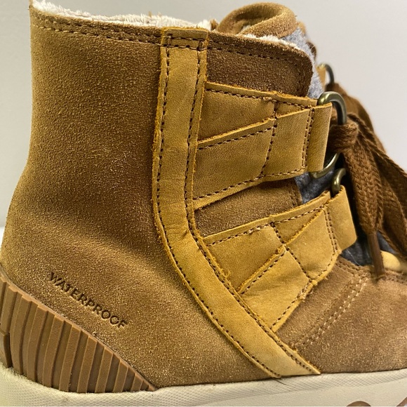Sorel Kinetic Caribou Boot Womens Tawny suede Waterproof Insulated size 7 camel - Picture 4 of 13
